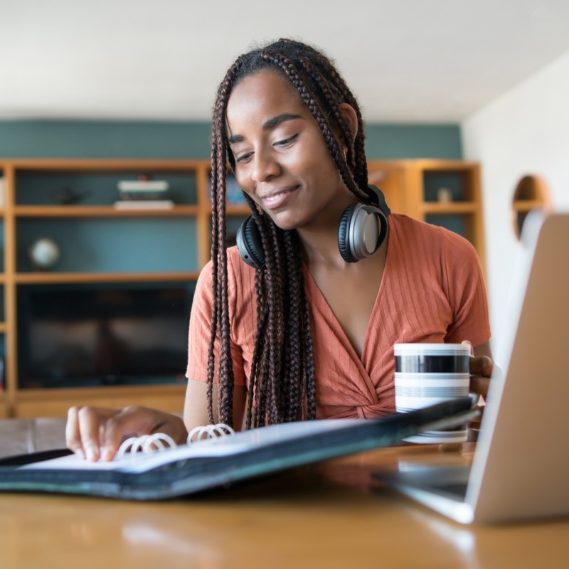 Criminal Justice Student attending online class from home