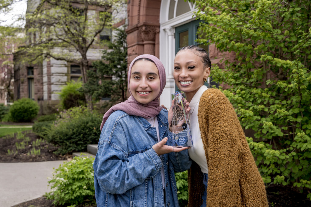 Biology majors and Pre-Med students Mena Abdelmeged ’24, left, and Danielle Williams ’24